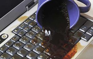 monster klavye değişim ücreti laptop klavyeme çay - kahve - kola - su - gazoz - bira - alkol - sıvı döküldü klavyem çalışmıyor bozuldu